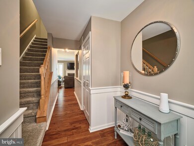 235 Gatehouse Cir unit 184, Doylestown, PA 18901 - photo 5