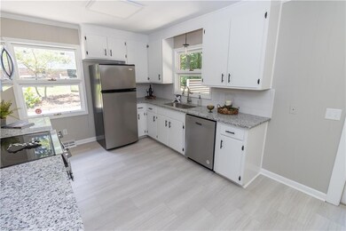 2216 Lane Rd, Greensboro, NC 27408 - photo 5