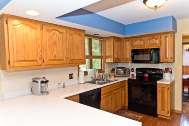 1622 Jamey Ct, Morris, IL 60450 - photo 6