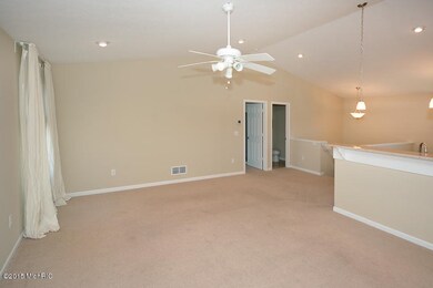 1537DarlingtonTr_05