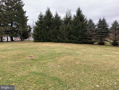 23 Lincoln Dr, Tamaqua, PA 18252 - photo 2