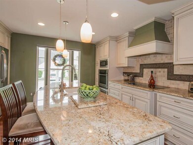 15106 Swiss Stone Ct, Burtonsville, MD 20866 - photo 2