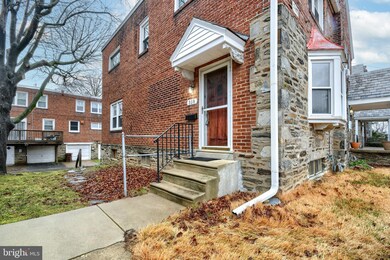 318 N Maple Ave, Lansdowne, PA 19050 - photo 2