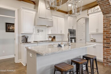 407 Dunvegan Ct-7