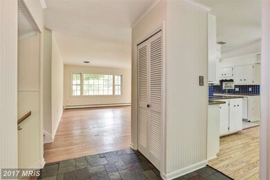 15701 Norman Dr, North Potomac, MD 20878 - photo 3