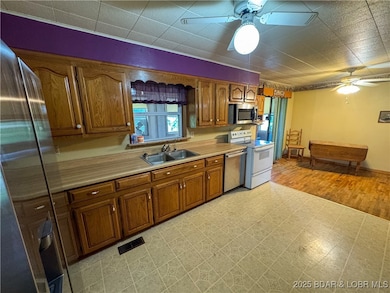 15794 Highway D, Versailles, MO 65084 - photo 2