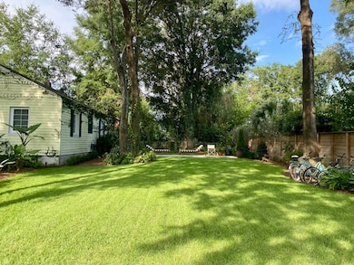 647 Adluh St, Mount Pleasant, SC 29464 - photo 6