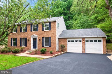 4620 University Dr, Fairfax, VA 22030 - photo 2