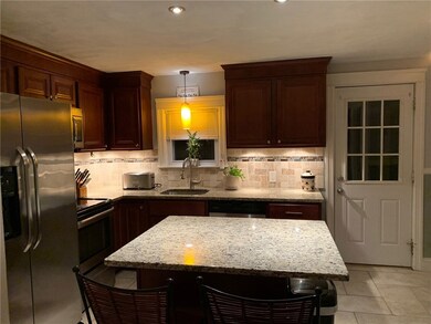 32 Parker St, West Warwick, RI 02893 - photo 3