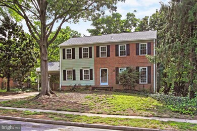 6829 Stoneybrooke Ln, Alexandria, VA 22306 - photo 2