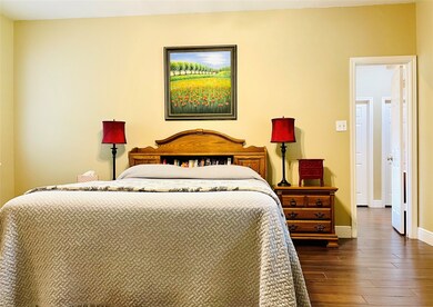 8 W Forest Ct, Conroe, TX 77384 - photo 6