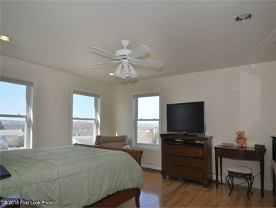 16 Lowell St, Tiverton, RI 02878 - photo 3
