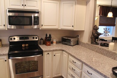 162 Grant Dr, Woodstock, NH 03262 - photo 5