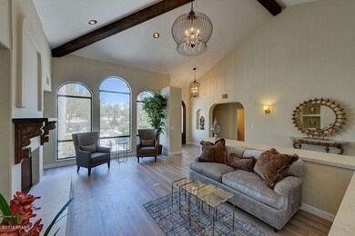 19 Living Rm