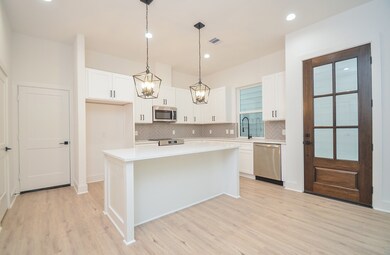 1113 Bruno Place, Houston, TX 77091 - photo 6