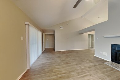 8526 Lake Crystal Dr, Houston, TX 77095 - photo 2