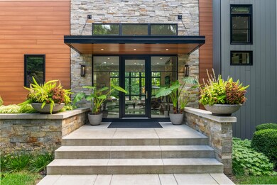 259 N Lakeshore Dr-4