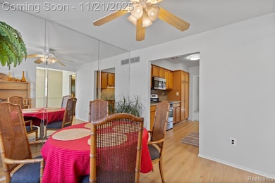 4952 Coventry St unit 315, Royal Oak, MI 48073 - photo 7