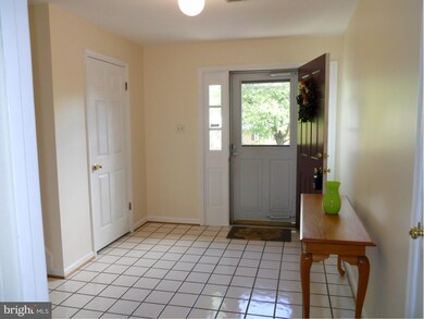 6638 Ridge Rd, Sykesville, MD 21784 - photo 5