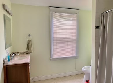 13 Pemberton St, Cambridge, MA 02140 - photo 5