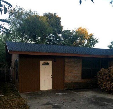 515 S 7th St, Donna, TX 78537 - photo 2