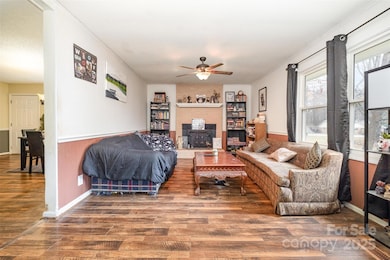 14337 Clearvale Dr, Mint Hill, NC 28227 - photo 2