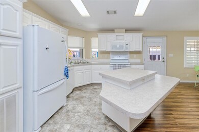 7491 Danvers Cir, Port Charlotte, FL 33981 - photo 6