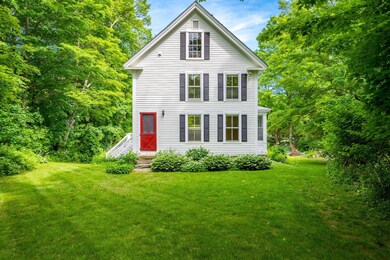 11 Chapel St, Freeport, ME 04032 - photo 4