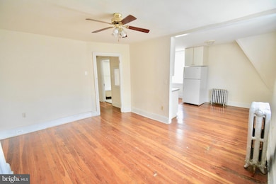 521 W Hansberry St unit 3, Philadelphia, PA 19144 - photo 3