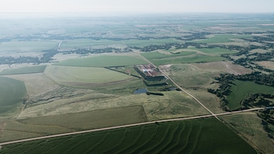 42041 Drive 728th, Arapahoe, NE 68922 - photo 4