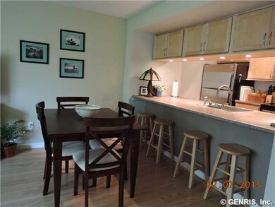 Dining Room Dining area and Breakfast Bar