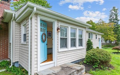 48 Richmond Ave, Barrington, RI 02806 - photo 4