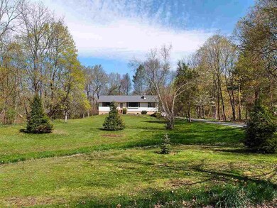 373 Nine Partners Rd unit 1, Clinton Corners, NY 12514 - photo 3