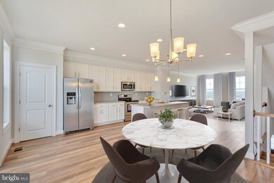 2706 Pinebrook Rd, Hyattsville, MD 20785 - photo 2