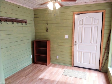 2217 Tot Hill Farm Rd, Asheboro, NC 27205 - photo 3