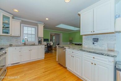 2 Kitchen (3)