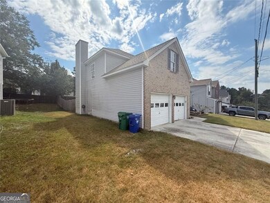 7035 Red Maple Ln, Lithonia, GA 30058 - photo 3