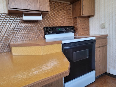 411 SE May Ave, Wilbur, WA 99185 - photo 7