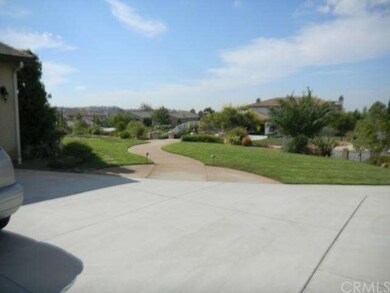 Drive Way facing Street