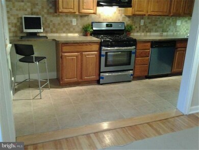 606 Crescent Dr, Glenolden, PA 19036 - photo 6