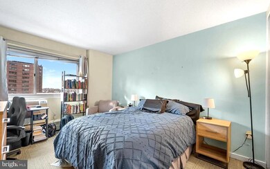 2101 17 Chestnut St unit 910, Philadelphia, PA 19103 - photo 6