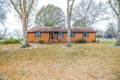 147 Mills Cir, Byron, GA 31008 - photo 3