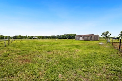 4 stall barn