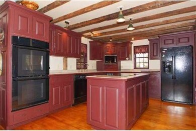 9 Old Common Rd, Sutton, MA 01590 - photo 4