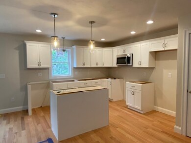 202 Hart St unit B, Taunton, MA 02780 - photo 4