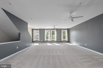 14816 Mason Creek Cir, Woodbridge, VA 22191 - photo 4