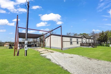 253 Denton Heights Ln, Weatherford, TX 76085 - photo 2