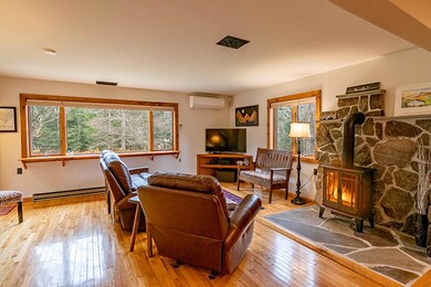 LakePlacidHomeOnCascadeRoad_LivingRoom_F