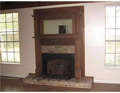 4009 Sentinel Dr, Moss Point, MS 39562 - photo 3