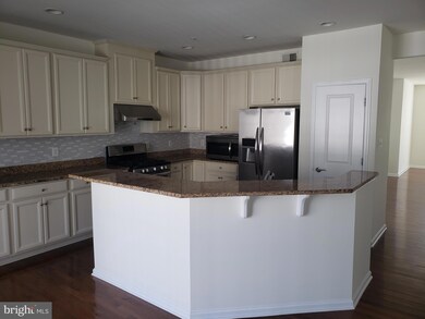 43682 Sweetbay St, California, MD 20619 - photo 4